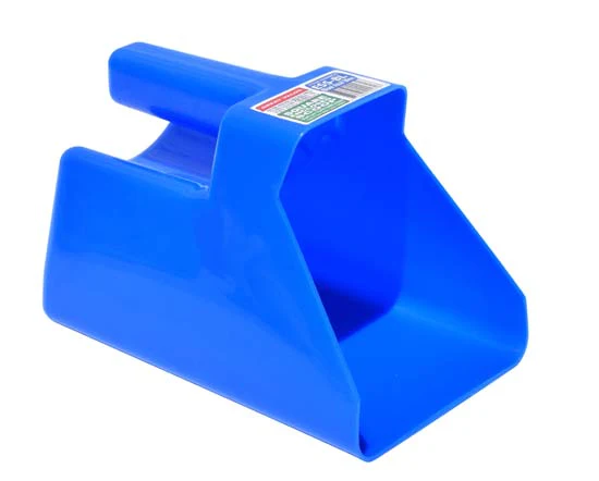 Enclosed Feed Scoop - Red - Image 3